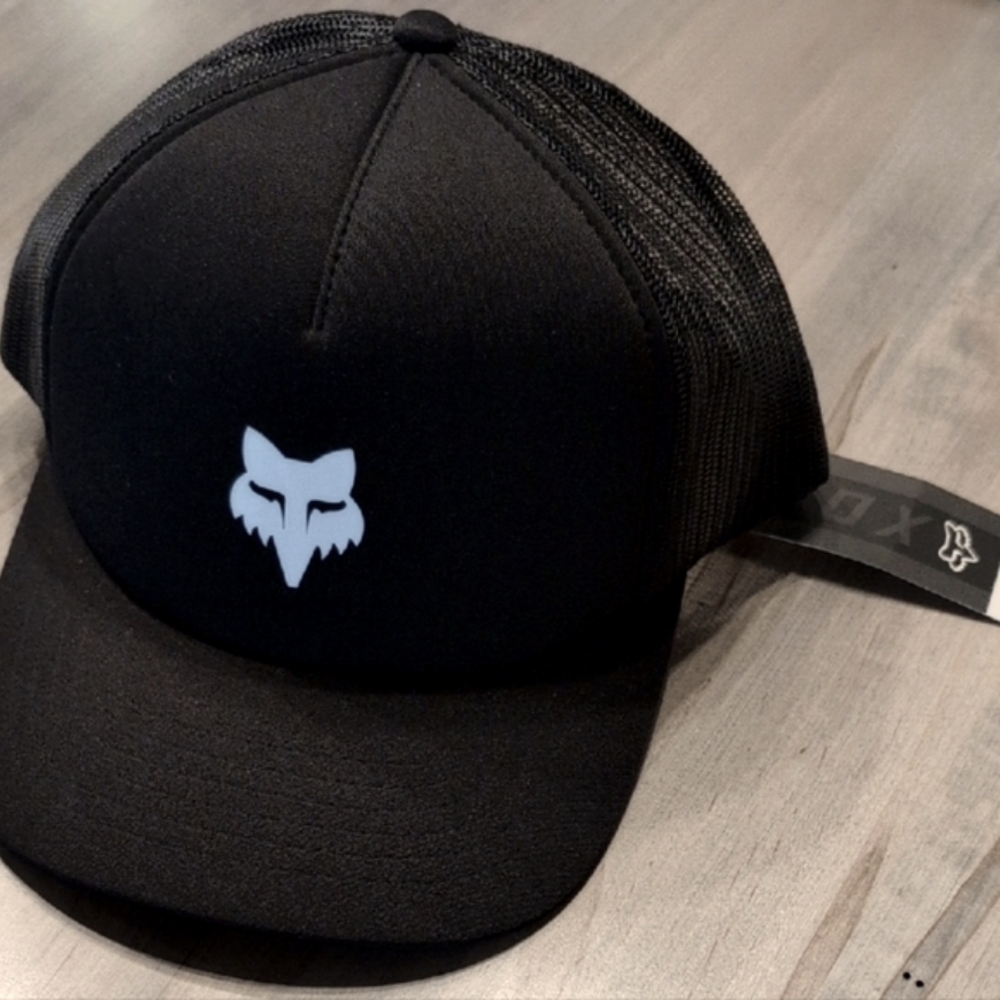 FOX Racing Black Trucker Hat with White Foxhead NWT